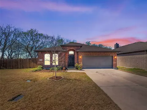 1314 Cole Dr, Trenton, TX 75490