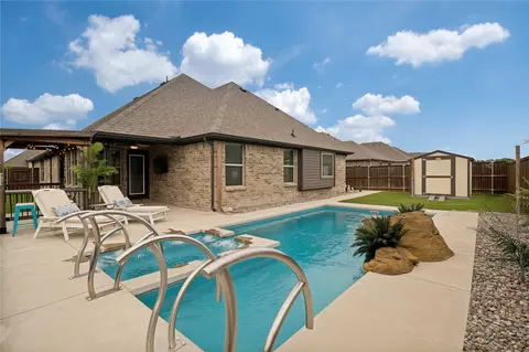 529 Oleander Dr, Royse City, TX 75189