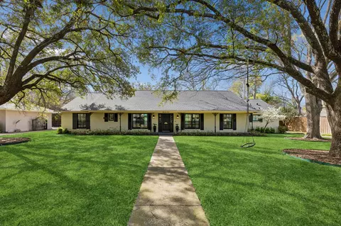 5712 Ridgetown Cir, Dallas, TX 75230
