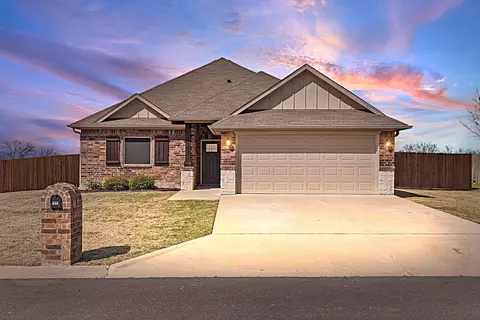 414 Mesa Dr, Lone Oak, TX 75453