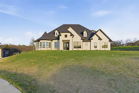 1107 Lily Ct, Cedar Hill, TX 75104