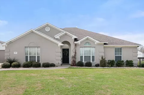 105 Meadow Glen Ct, Aledo, TX 76008