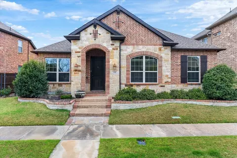 1102 Autumn Mist Way, Arlington, TX 76005