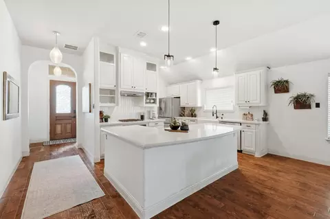 14720 Seventeen Lakes Blvd, Roanoke, TX 76262