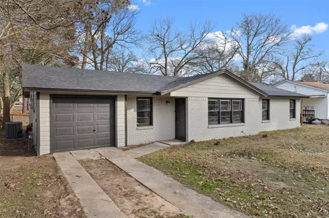 602 Enfield Dr, Marshall, TX 75672