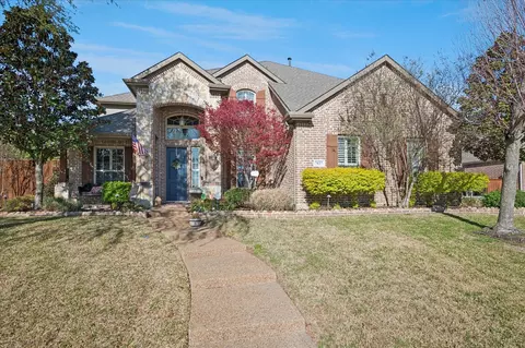 7027 Hickory Estates Dr, Sachse, TX 75048