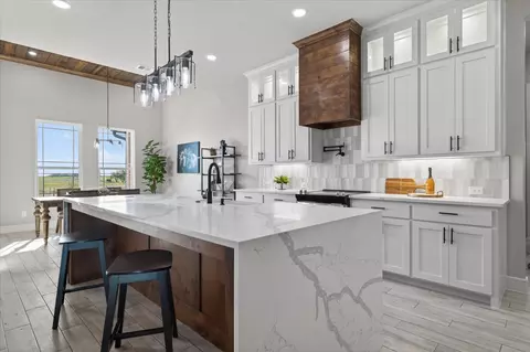 Kitchen - 556 County Road 4875 St, Celeste, TX 75423 photo 3 of 5