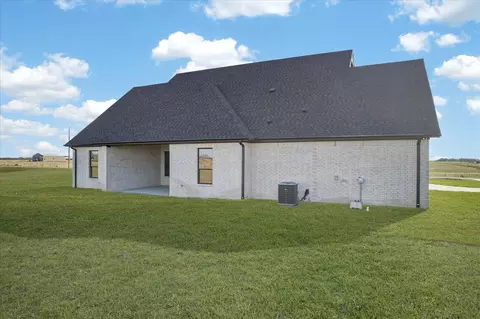 Exterior - 556 County Road 4875 St, Celeste, TX 75423 photo 3 of 10