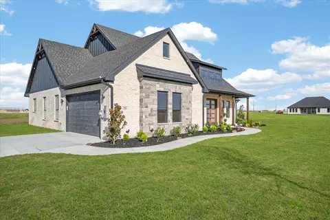 Exterior - 556 County Road 4875 St, Celeste, TX 75423 photo 8 of 10