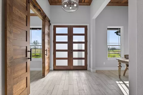 Entry Way - 556 County Road 4875 St, Celeste, TX 75423 photo 1 of 2