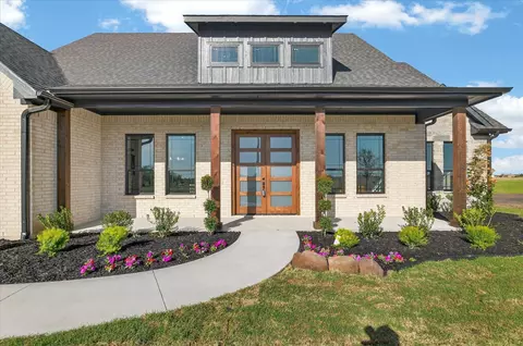 Exterior - 556 County Road 4875 St, Celeste, TX 75423 photo 5 of 10