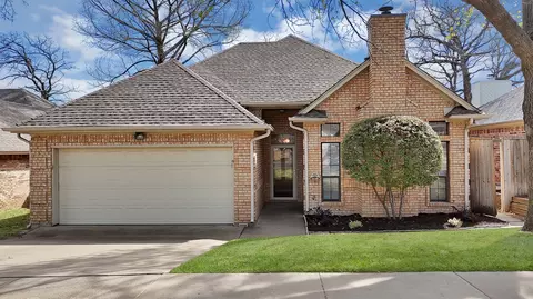 4921 Arborgate Dr, Arlington, TX 76017