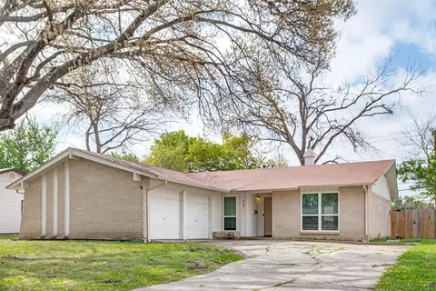 723 Pinehurst Dr, Richardson, TX 75080