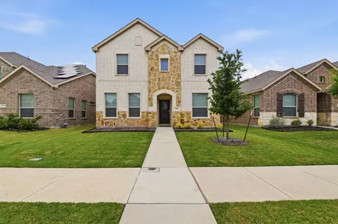 1269 Western Yarrow Dr, Justin, TX 76247