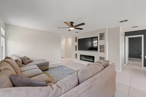 6316 Bristolwood Dr, Fort Worth, TX 76123