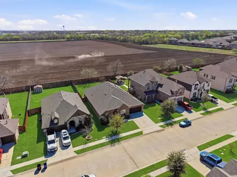 209 Spruce Valley Dr, Justin, TX 76247