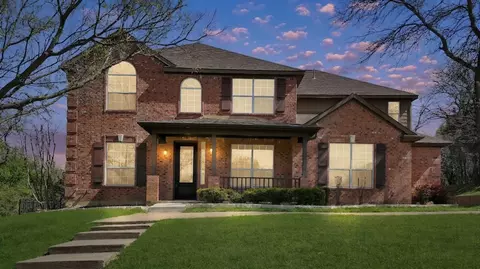 2770 S Lakeview Dr, Cedar Hill, TX 75104