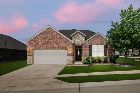 686 Sailors Ave, Lewisville, TX 75056