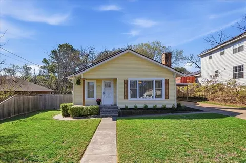 4715 White Oak Ln, River Oaks, TX 76114