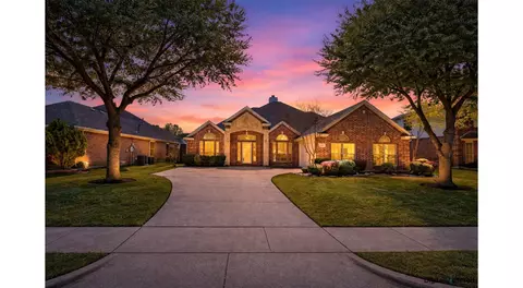 2839 Kate Ln, Grand Prairie, TX 75052