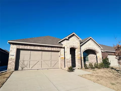 5925 Pensby Dr, Celina, TX 76227