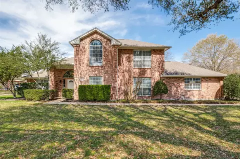 517 Seneca Dr, Waxahachie, TX 75165