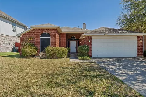 221 Layman Dr, Cedar Hill, TX 75104