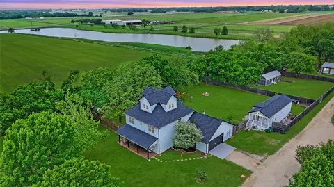 11061 Foutch Rd, Pilot Point, TX 76258