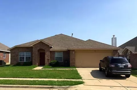 516 Ashdale Dr, Fort Worth, TX 76140