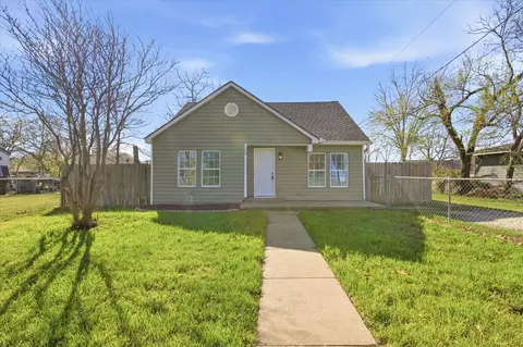 303 N Connett St, Leonard, TX 75452