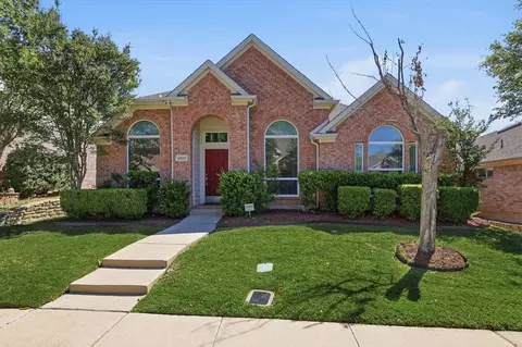 2865 Crestview Dr, Lewisville, TX 75067