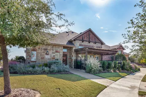 1101 Blue Bill Ln, Arlington, TX 76005