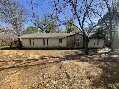 8001 Storie Rd, Arlington, TX 76001