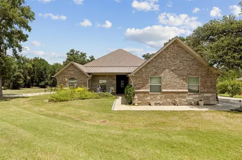 3860 Legend Trl, Granbury, TX 76049