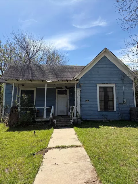 1122 N 14th St, Waco, TX 76707