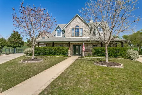 5849 River Meadows Pl, Fort Worth, TX 76112