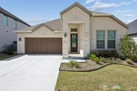 7113 Indian Paint Brush Ln, Savannah, TX 76227