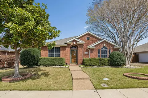 1217 Longhorn Dr, Lewisville, TX 75067