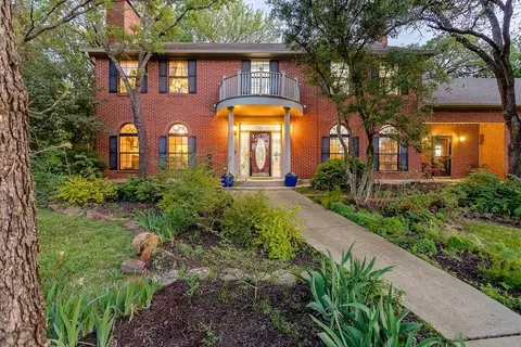 140 Creekside Dr, Double Oak, TX 75077