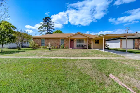21456 Magnolia Dr, New Caney, TX 77357