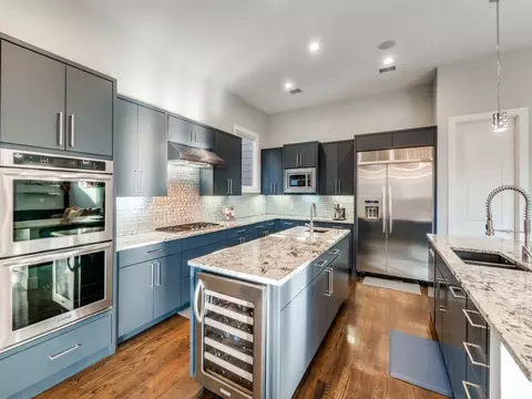 7912 Hanover St, Dallas, TX 75225
