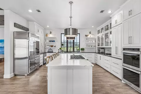 1075 Driftwood Ranch Trl, Weatherford, TX 76087
