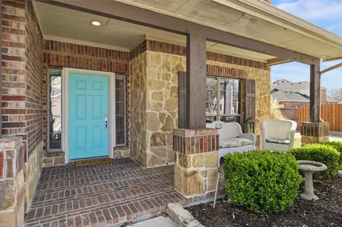8492 Liverpool Ln, Frisco, TX 75036