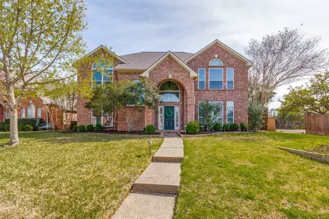 1421 Santa Fe Trl, Carrollton, TX 75007