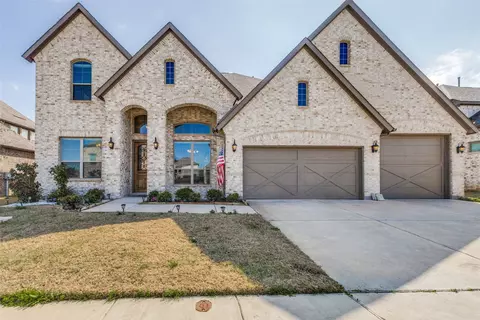 5916 Hightower St, Aubrey, TX 76227