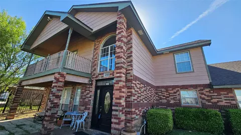 8736 Johns Rd, Alvarado, TX 76009