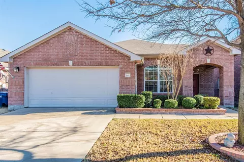 1004 Concan Dr, Forney, TX 75126