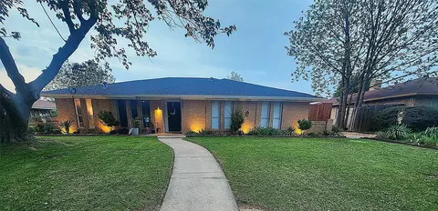 1519 College Pkwy, Lewisville, TX 75077