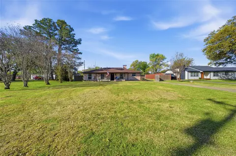 Exterior - 845 Griffith Ave, Terrell, TX 75160 photo 7 of 7