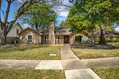2109 Portsmouth Dr, Richardson, TX 75082